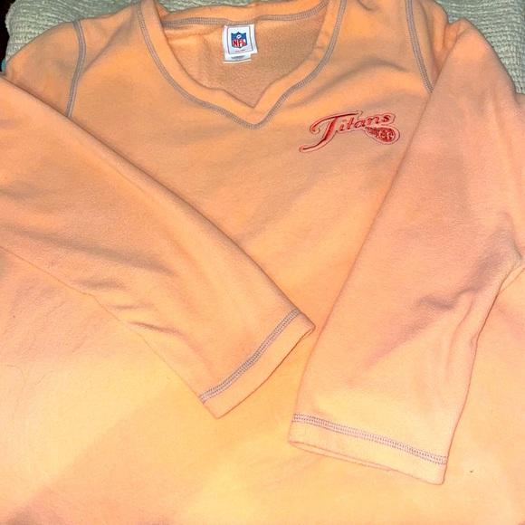 NFL for her Officially Licensed Tennessee Titans Peach pull over - Picture 1 of 4